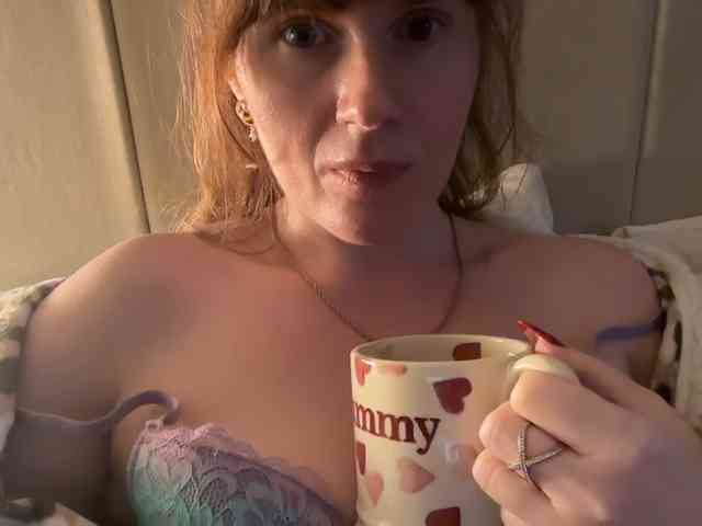 REDHEADROSIE webcam