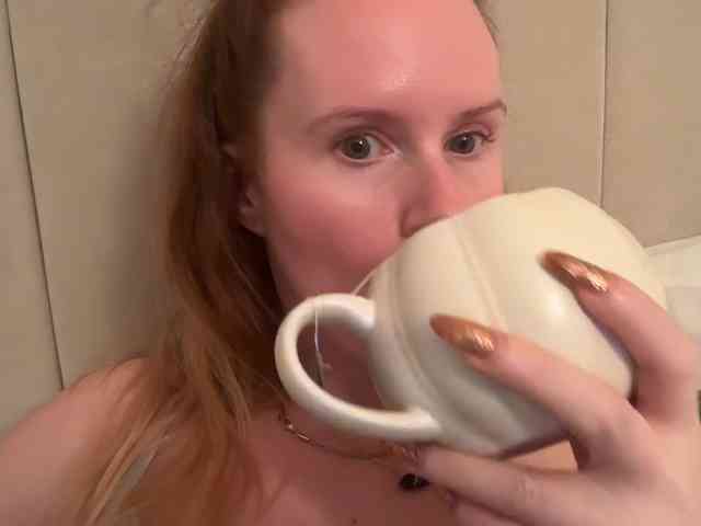 REDHEADROSIE webcam
