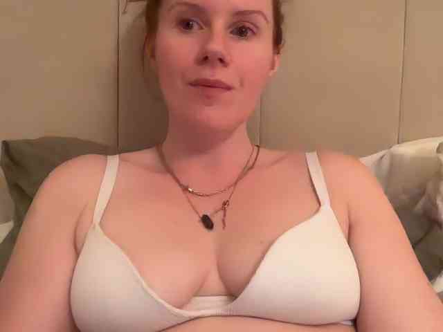 REDHEADROSIE webcam