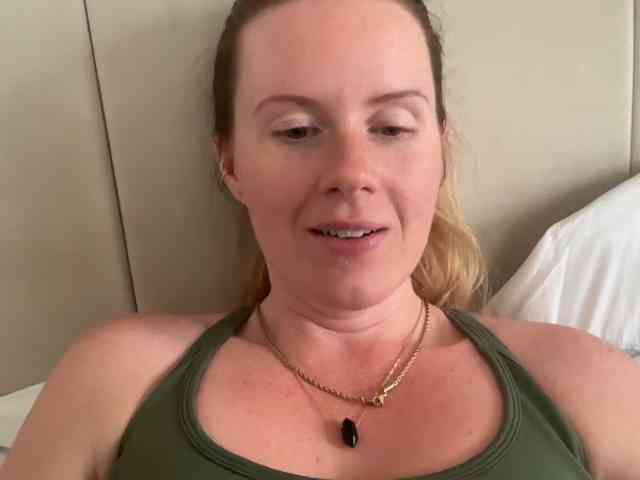REDHEADROSIE webcam