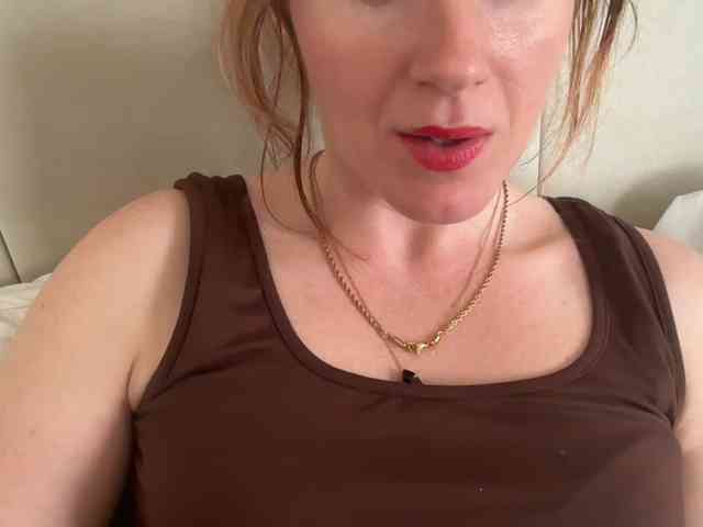 REDHEADROSIE webcam