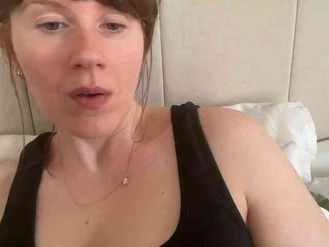 REDHEADROSIE Live Webcam on BongaCams