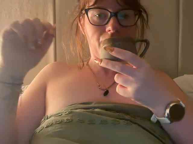 REDHEADROSIE webcam