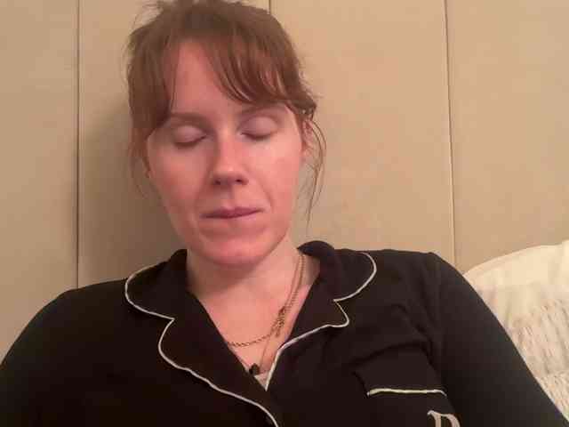 REDHEADROSIE webcam