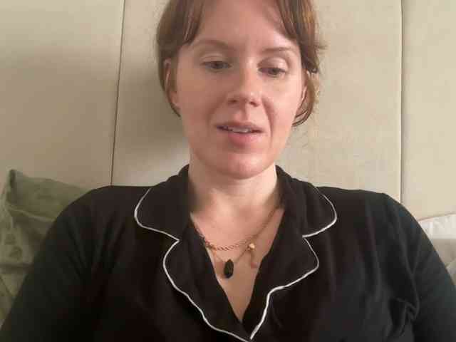 REDHEADROSIE webcam