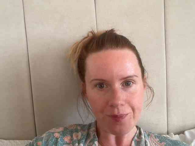 REDHEADROSIE webcam