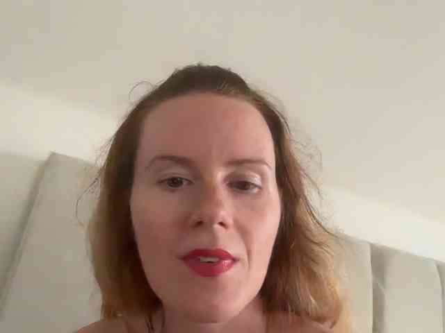 REDHEADROSIE webcam