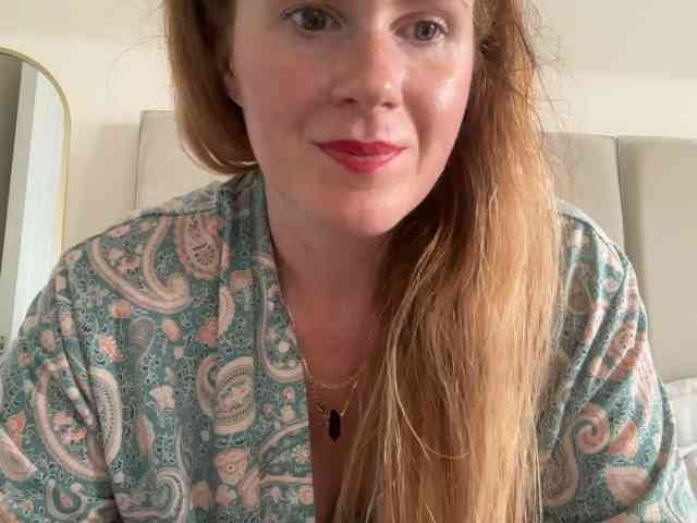 REDHEADROSIE webcam