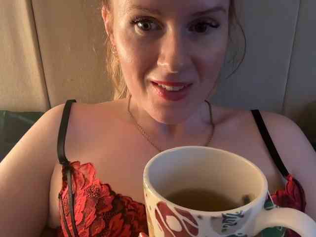 REDHEADROSIE webcam