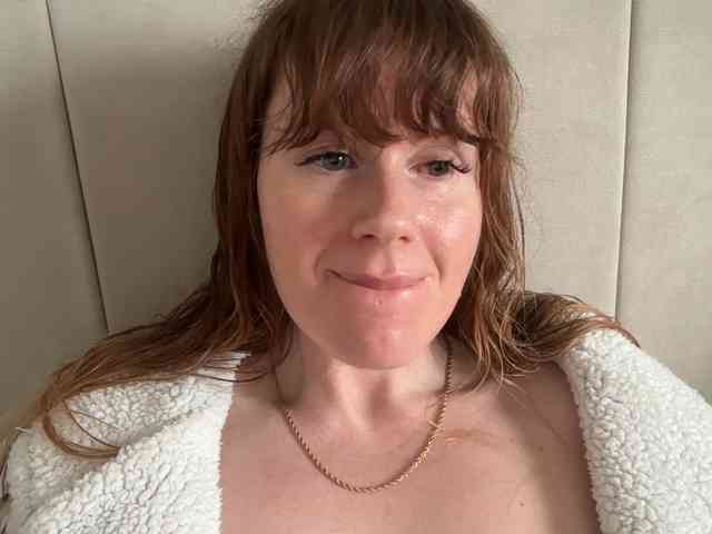 REDHEADROSIE REDHEADROSIE