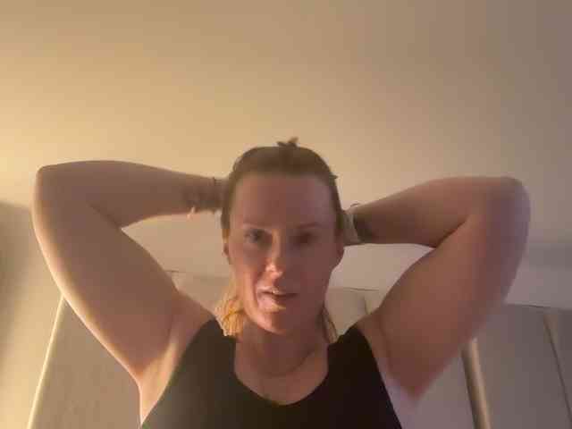 REDHEADROSIE Live Webcam on BongaCams