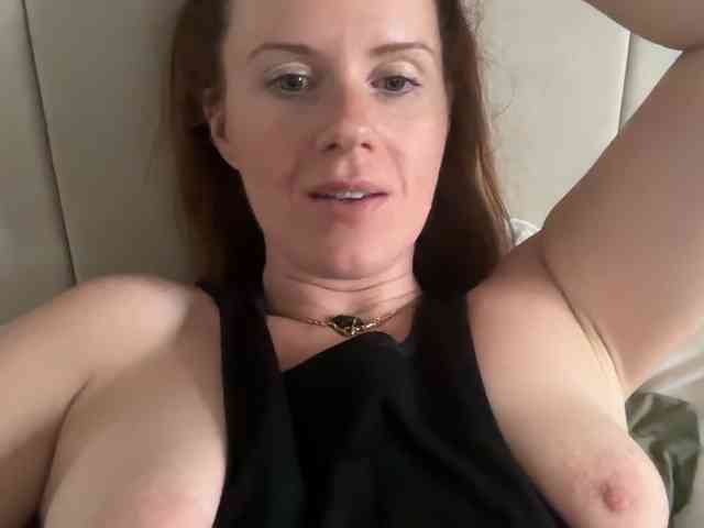 REDHEADROSIE webcam