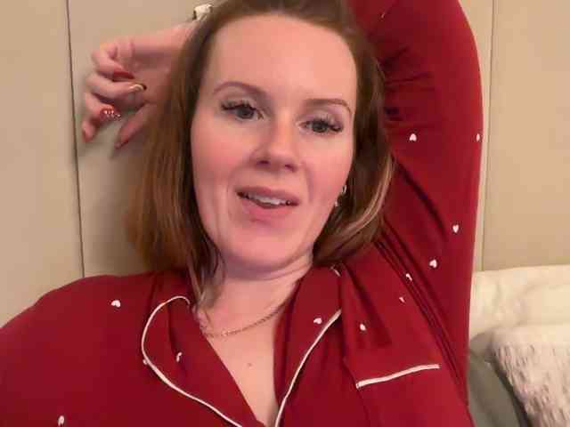 REDHEADROSIE webcam
