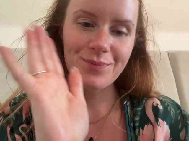 REDHEADROSIE webcam