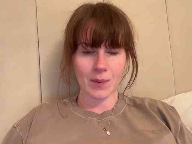 REDHEADROSIE webcam