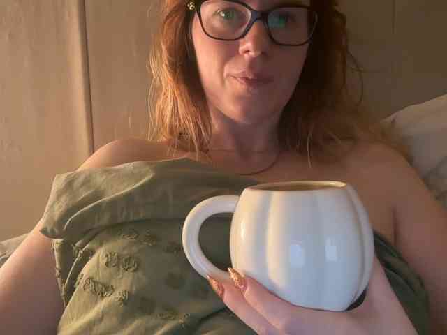 REDHEADROSIE webcam