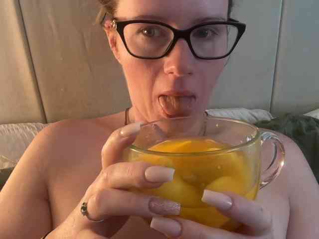 REDHEADROSIE webcam