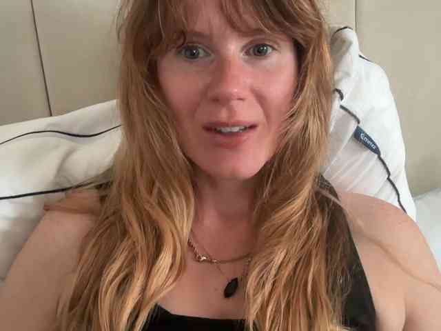 REDHEADROSIE