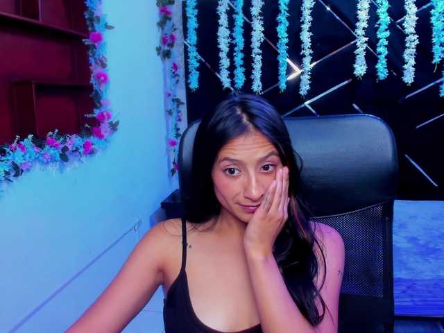 SharlotRodriguez webcam