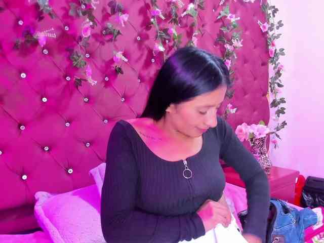 SharlotRodriguez webcam