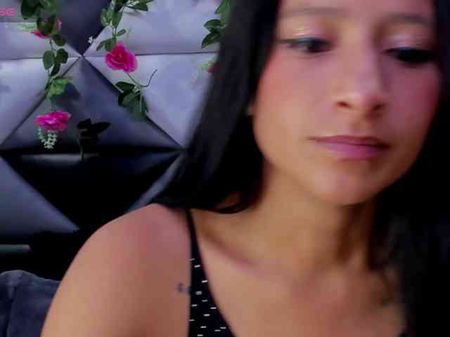 hot striptease SharlotRodriguez