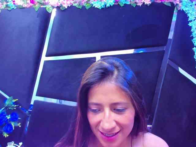 SharlotRodriguez webcam