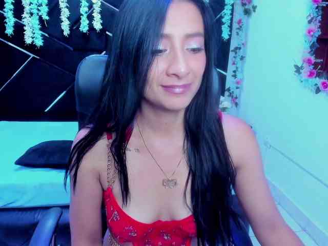 SharlotRodriguez webcam