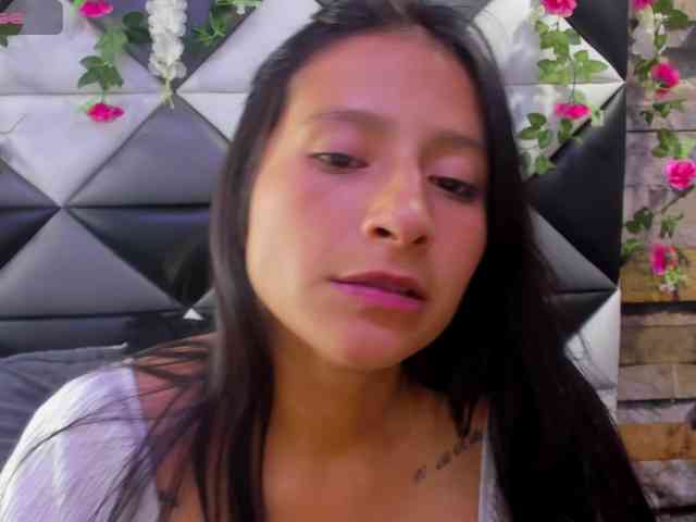 SharlotRodriguez webcam