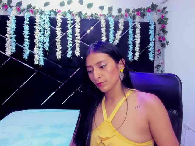 SharlotRodriguez webcam