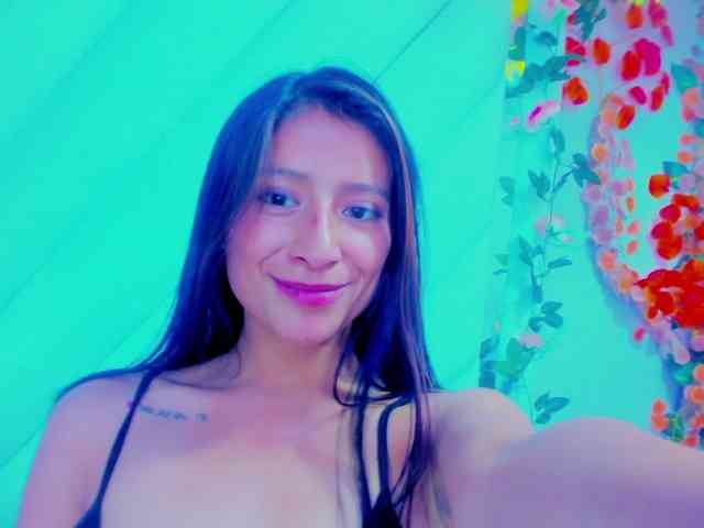 SharlotRodriguez webcam