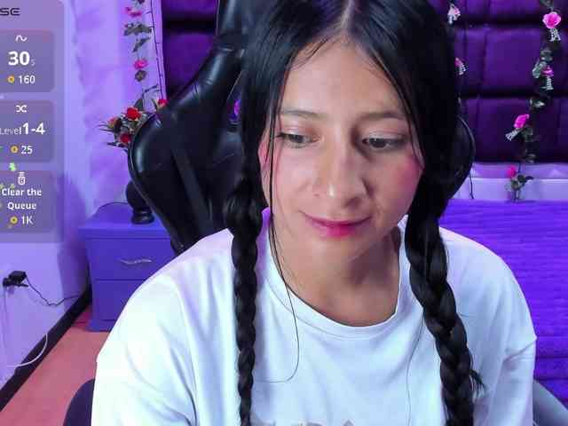 SharlotRodriguez webcam