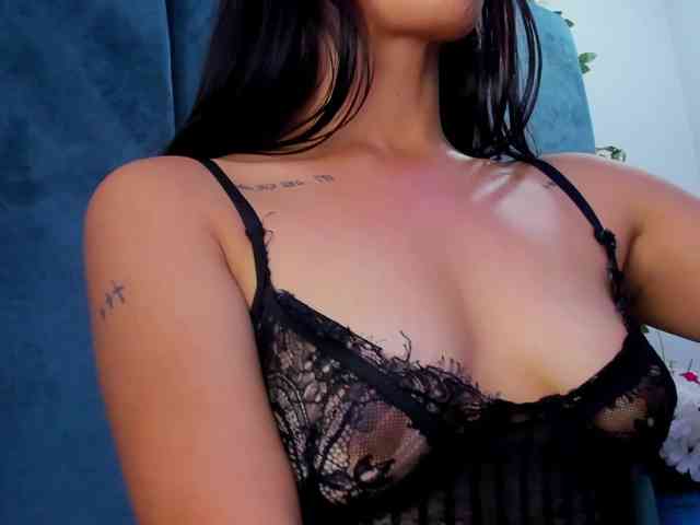 SharlotRodriguez webcam