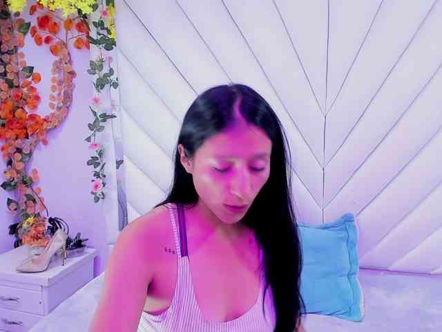 SharlotRodriguez webcam