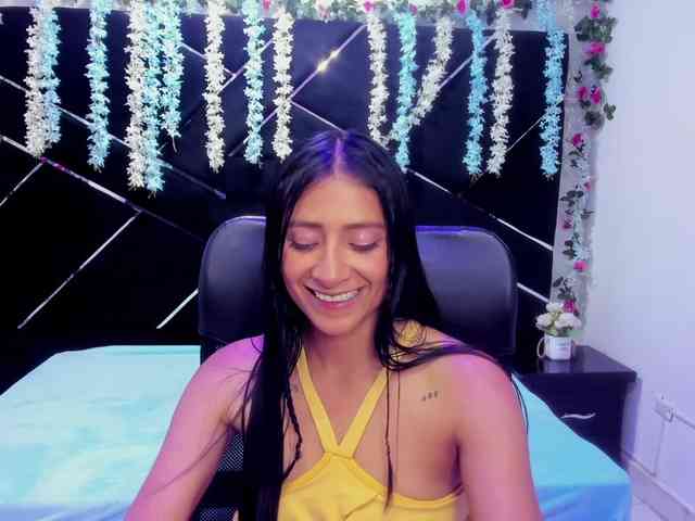 SharlotRodriguez webcam