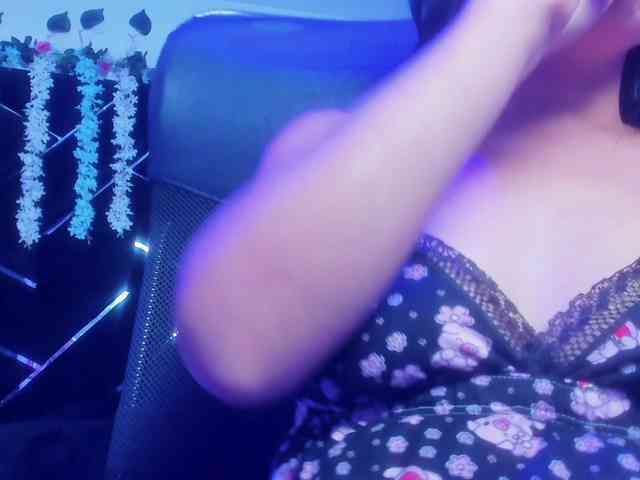 SharlotRodriguez webcam