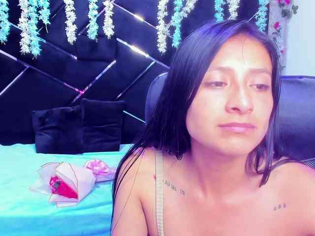 SharlotRodriguez webcam