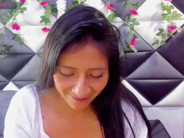 SharlotRodriguez webcam