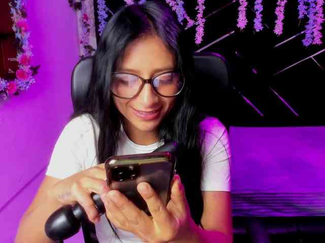 SharlotRodriguez SharlotRodriguez