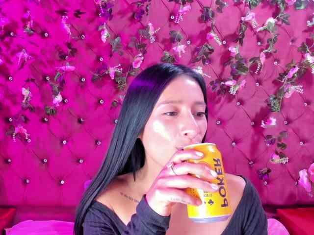 SharlotRodriguez webcam