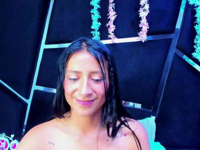 SharlotRodriguez webcam