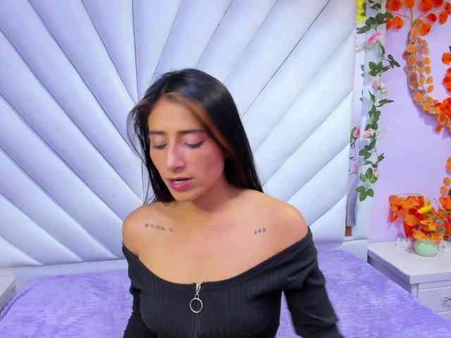 SharlotRodriguez webcam