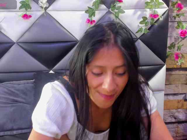 SharlotRodriguez webcam