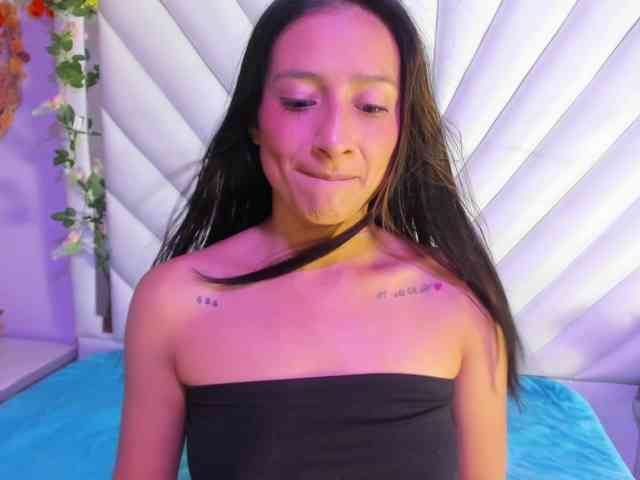 SharlotRodriguez webcam