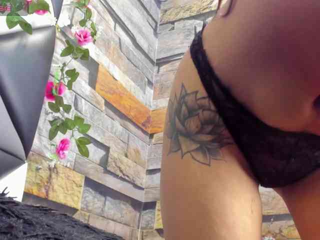 SharlotRodriguez webcam