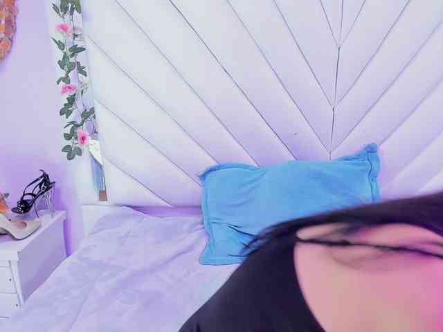 SharlotRodriguez webcam