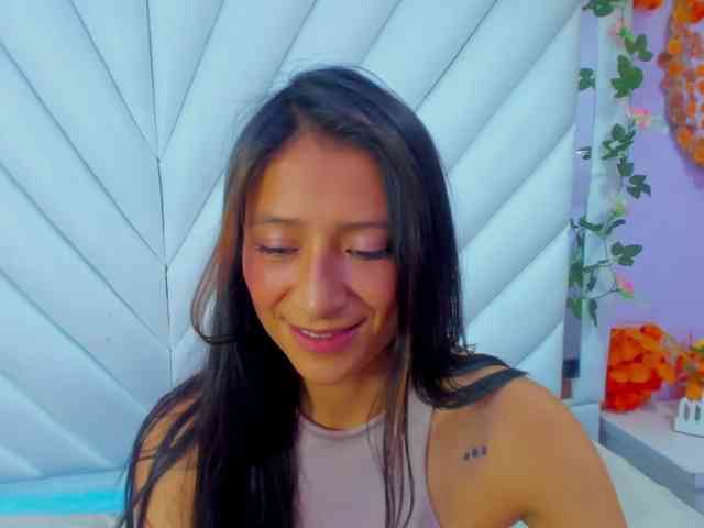 SharlotRodriguez webcam