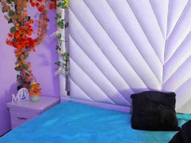 SharlotRodriguez webcam