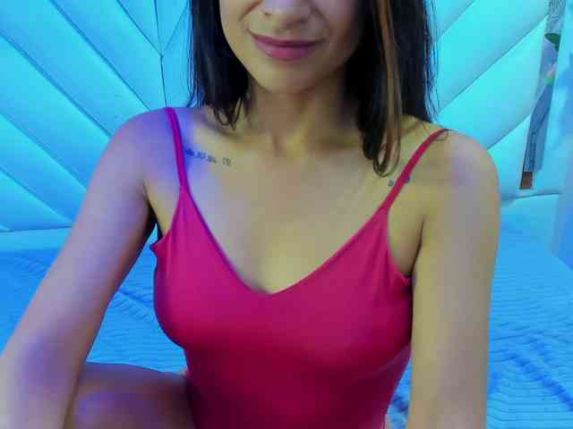 SharlotRodriguez webcam