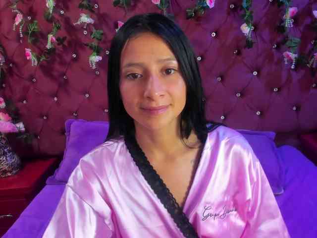 SharlotRodriguez webcam