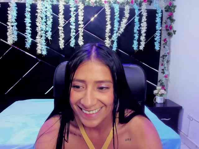SharlotRodriguez webcam